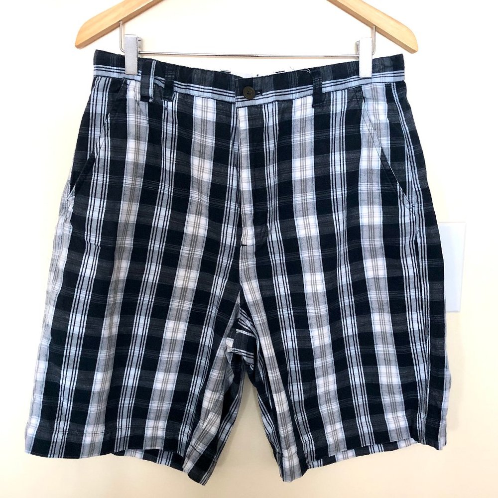 Chaps Shorts, Size 34, Plaid, White & Navy Blue, EC!
